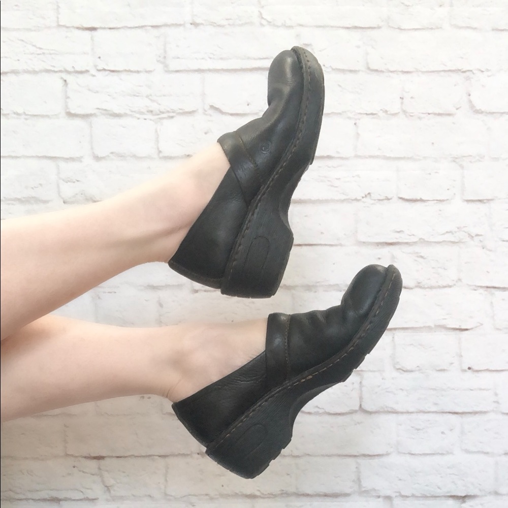 BORN Classic Cheyenne Black Leather Slip-On Clogs Work Shoes 7.5